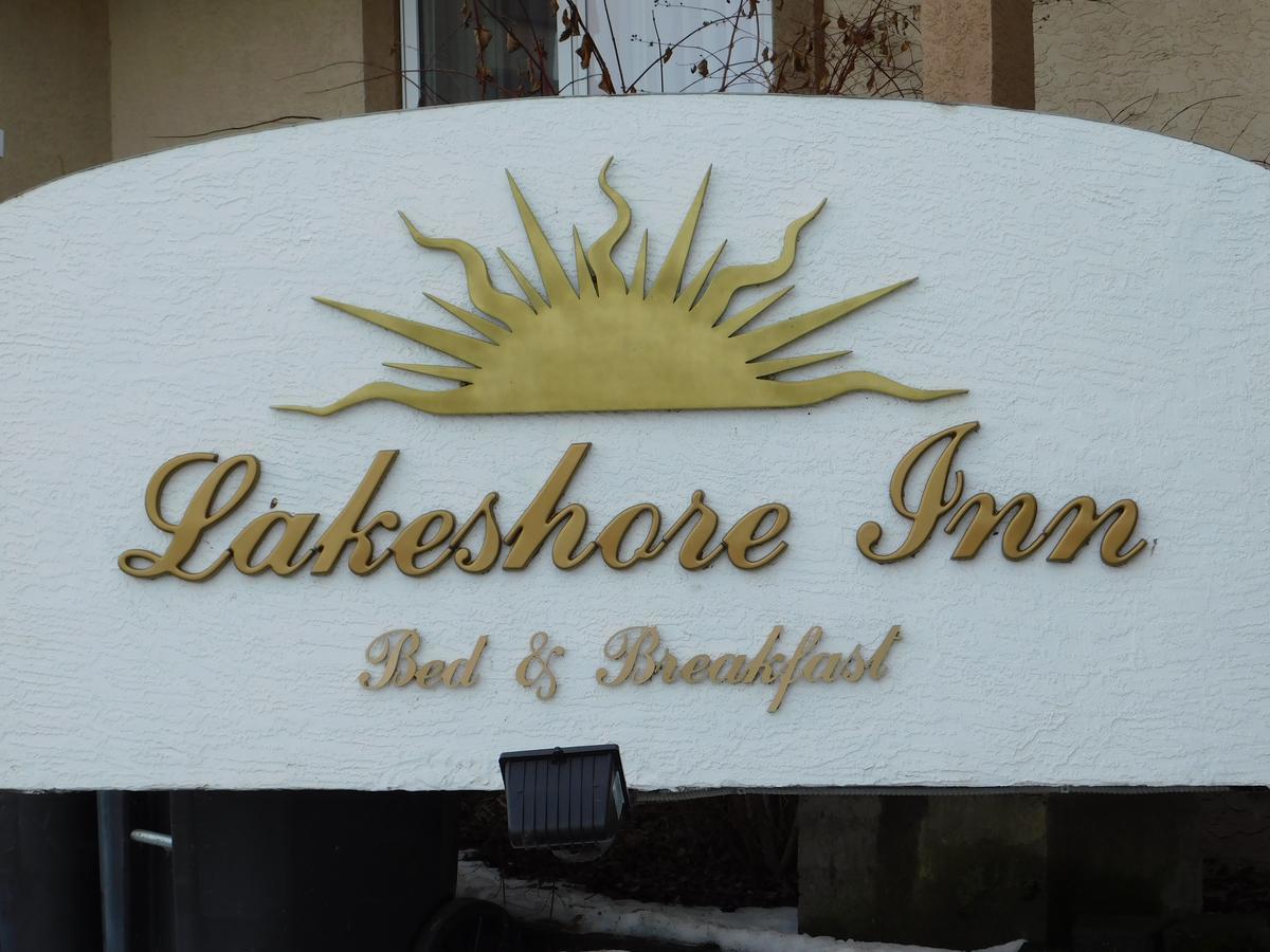 Lakeshore Inn Cold Lake Екстер'єр фото